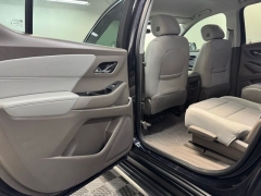Used 2020  Chevrolet Traverse 4d SUV FWD LT Cloth w&sol;1LT at AutoCenters Bonne Terre near Bonne Terre&comma; MO