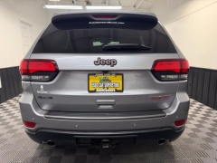 Used 2020  Jeep Grand Cherokee 4d SUV 4WD Trailhawk V6 at AutoCenters Bonne Terre near Bonne Terre&comma; MO