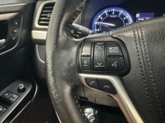 Used 2017  Toyota Highlander Limited V6 AWD &lpar;Natl&rpar; at AutoCenters Bonne Terre near Bonne Terre&comma; MO