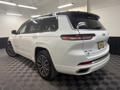 Used 2023  Jeep Grand Cherokee L Summit Reserve 4x4 at AutoCenters Bonne Terre near Bonne Terre&comma; MO