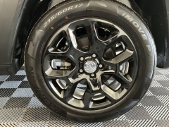 Used 2018  Jeep Renegade Latitude FWD at AutoCenters Bonne Terre near Bonne Terre&comma; MO