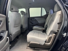 Used 2020  Chevrolet Traverse 4d SUV FWD LT Cloth w&sol;1LT at AutoCenters Bonne Terre near Bonne Terre&comma; MO