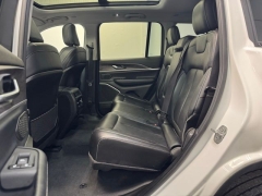 Used 2022  Jeep Grand Cherokee Limited 4x4 at AutoCenters Bonne Terre near Bonne Terre&comma; MO