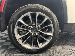 Used 2023  Jeep Wagoneer Series III 4x4 at AutoCenters Bonne Terre near Bonne Terre, MO