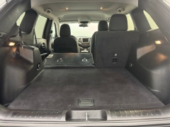 Used 2019  Jeep Cherokee 4d SUV FWD Latitude 2&period;4L at AutoCenters Bonne Terre near Bonne Terre&comma; MO