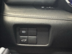 Used 2020 Toyota Highlander Hybrid 4d SUV AWD XLE at AutoCenters Bonne Terre near Bonne Terre, MO