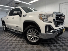  2021 GMC Sierra 1500 4WD Crew Cab 147" SLT at AutoCenters Bonne Terre near Bonne Terre&comma; MO