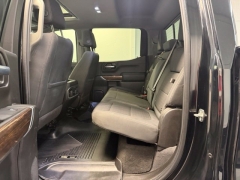 Used 2020  GMC Sierra 1500 4WD Crew Cab 157" Elevation at AutoCenters Bonne Terre near Bonne Terre&comma; MO