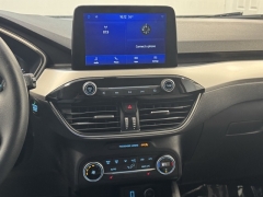 Used 2020 Ford Escape 4d SUV AWD SE at AutoCenters Bonne Terre near Bonne Terre, MO