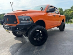 Used 2019  Ram 1500 Classic Express 4x4 Crew Cab 5'7" Box at AutoCenters Bonne Terre near Bonne Terre&comma; MO