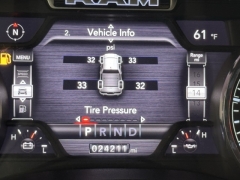 Used 2020  Ram 1500 Big Horn 4x4 Crew Cab 5'7" Box at AutoCenters Bonne Terre near Bonne Terre&comma; MO