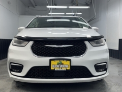 Used 2022 Chrysler Pacifica Touring L FWD at AutoCenters Bonne Terre near Bonne Terre, MO