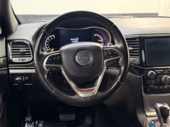 Used 2020  Jeep Grand Cherokee 4d SUV 4WD Trailhawk V6 at AutoCenters Bonne Terre near Bonne Terre&comma; MO