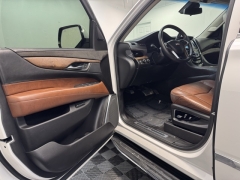 Used 2017  Cadillac Escalade 4d SUV 4WD Luxury at AutoCenters Bonne Terre near Bonne Terre&comma; MO