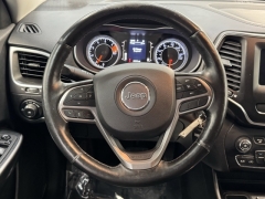Used 2019 Jeep Cherokee 4d SUV FWD Latitude 2.4L at AutoCenters Bonne Terre near Bonne Terre, MO