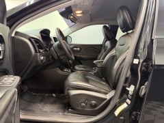 Used 2021  Jeep Cherokee Altitude FWD at AutoCenters Bonne Terre near Bonne Terre&comma; MO