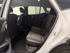 Used 2025  Chevrolet Trax FWD 4dr LT at AutoCenters Bonne Terre near Bonne Terre&comma; MO