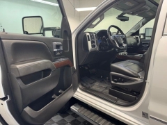 Used 2019  GMC Sierra 2500 4WD Crew Cab SLT at AutoCenters Bonne Terre near Bonne Terre&comma; MO