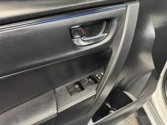 Used 2018  Toyota Corolla 4d Sedan SE 6spd at AutoCenters Bonne Terre near Bonne Terre, MO