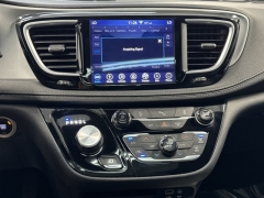 Used 2018 Chrysler Pacifica 4d Wagon Limited at AutoCenters Bonne Terre near Bonne Terre, MO