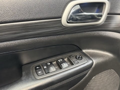 Used 2021  Jeep Grand Cherokee Laredo X 4x4 at AutoCenters Bonne Terre near Bonne Terre, MO