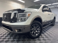 Used 2018  Nissan Titan 4WD Crew Cab Platinum Reserve at AutoCenters Bonne Terre near Bonne Terre&comma; MO