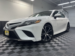 Used 2019  Toyota Camry 4d Sedan SE at AutoCenters Bonne Terre near Bonne Terre, MO