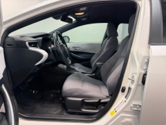 Used 2020  Toyota Corolla 4d Sedan SE CVT at AutoCenters Bonne Terre near Bonne Terre&comma; MO