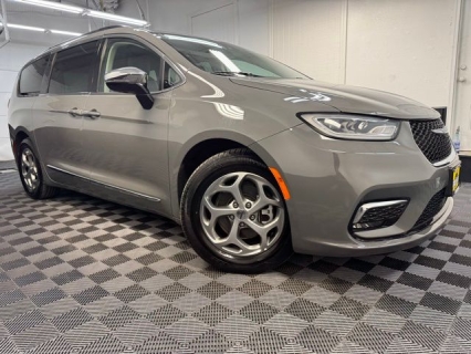 Used 2023 Chrysler Pacifica Limited FWD at AutoCenters Bonne Terre near Bonne Terre, MO