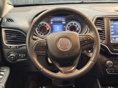 Used 2020  Jeep Cherokee 4d SUV 4WD Trailhawk 3&period;2L at AutoCenters Bonne Terre near Bonne Terre&comma; MO