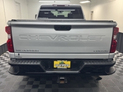 Used 2022  Chevrolet Silverado 2500HD 4WD Crew Cab 159" Custom at AutoCenters Bonne Terre near Bonne Terre, MO