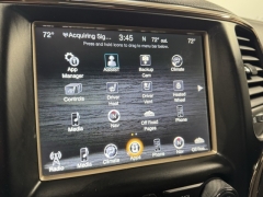 Used 2017  Jeep Grand Cherokee 4d SUV 4WD Summit at AutoCenters Bonne Terre near Bonne Terre&comma; MO