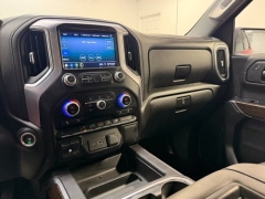 Used 2019  GMC Sierra 1500 4WD Crew Cab Elevation at AutoCenters Bonne Terre near Bonne Terre&comma; MO