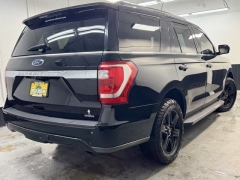 Used 2021 Ford Expedition XLT 4x4 at AutoCenters Bonne Terre near Bonne Terre, MO