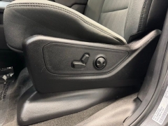 Used 2022  Ram 1500 Big Horn 4x4 Crew Cab 6'4" Box at AutoCenters Bonne Terre near Bonne Terre&comma; MO