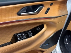 Used 2023  Jeep Grand Cherokee L Summit Reserve 4x4 at AutoCenters Bonne Terre near Bonne Terre&comma; MO