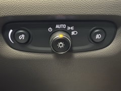 Used 2020  Chevrolet Traverse 4d SUV FWD LT Cloth w&sol;1LT at AutoCenters Bonne Terre near Bonne Terre&comma; MO