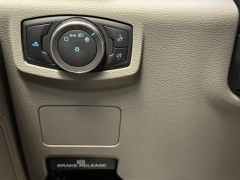 Used 2022  Ford Super Duty F-250 4WD XL Crew Cab SRW 6&period;75' Box at AutoCenters Bonne Terre near Bonne Terre&comma; MO