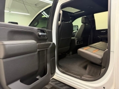 Used 2022  GMC Sierra 2500HD 4WD Crew Cab 159" AT4 at AutoCenters Bonne Terre near Bonne Terre&comma; MO