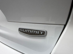 Used 2023  Jeep Grand Cherokee L Summit Reserve 4x4 at AutoCenters Bonne Terre near Bonne Terre&comma; MO