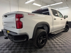 Used 2019  Chevrolet Silverado 1500 4WD Crew Cab 147" Custom Trail Boss at AutoCenters Bonne Terre near Bonne Terre&comma; MO