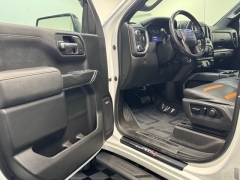Used 2021  GMC Sierra 1500 4WD Crew Cab 147" AT4 at AutoCenters Bonne Terre near Bonne Terre&comma; MO