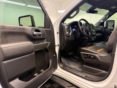Used 2022  GMC Sierra 2500HD 4WD Crew Cab 159" AT4 at AutoCenters Bonne Terre near Bonne Terre&comma; MO