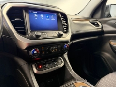 Used 2023  GMC Acadia FWD 4dr SLE at AutoCenters Bonne Terre near Bonne Terre&comma; MO