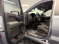 Used 2020  Chevrolet Silverado 1500 4WD Crew Cab 147" LT Trail Boss at AutoCenters Bonne Terre near Bonne Terre&comma; MO
