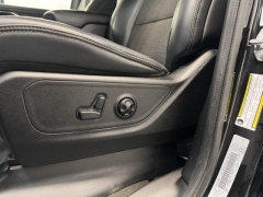 Used 2020  Ram 1500 Big Horn 4x4 Crew Cab 5'7" Box at AutoCenters Bonne Terre near Bonne Terre&comma; MO