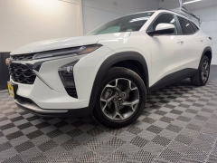 Used 2025  Chevrolet Trax FWD 4dr LT at AutoCenters Bonne Terre near Bonne Terre&comma; MO