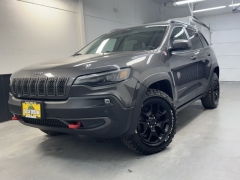 Used 2020 Jeep Cherokee 4d SUV 4WD Trailhawk Elite 3.2L at AutoCenters Bonne Terre near Bonne Terre, MO