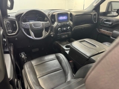 Used 2020  GMC Sierra 2500HD 4WD Crew Cab 159" Denali at AutoCenters Bonne Terre near Bonne Terre&comma; MO