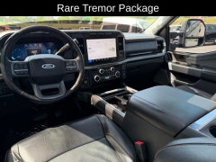 Used 2023  Ford Super Duty F-250 4WD LARIAT Crew Cab SRW 6&period;75' Box at AutoCenters Bonne Terre near Bonne Terre&comma; MO